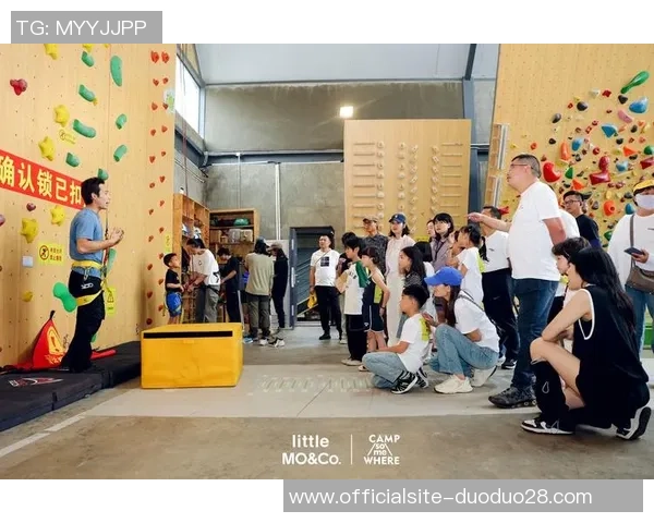 攀岩深度探索上海攀岩队如何应对挑战与防反策略揭秘